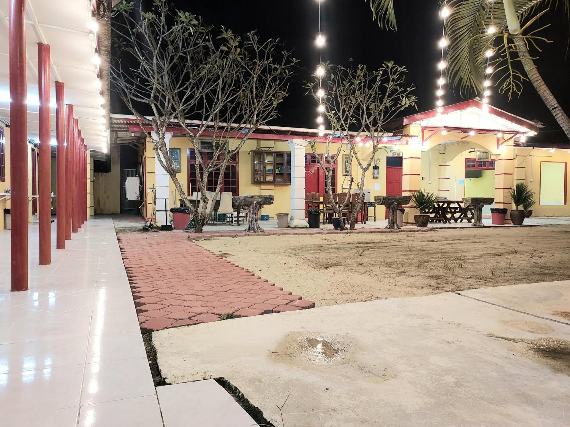 Irama Resort Amir Yjs , Pantai Irama באצ'וק מראה חיצוני תמונה